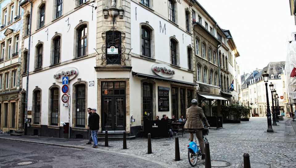 Altstadt-Bar "Urban" (2, rue de la Boucherie) in Luxemburg. Altstadt-Bar "Urban" (2, rue de la Boucherie) in Luxemburg.