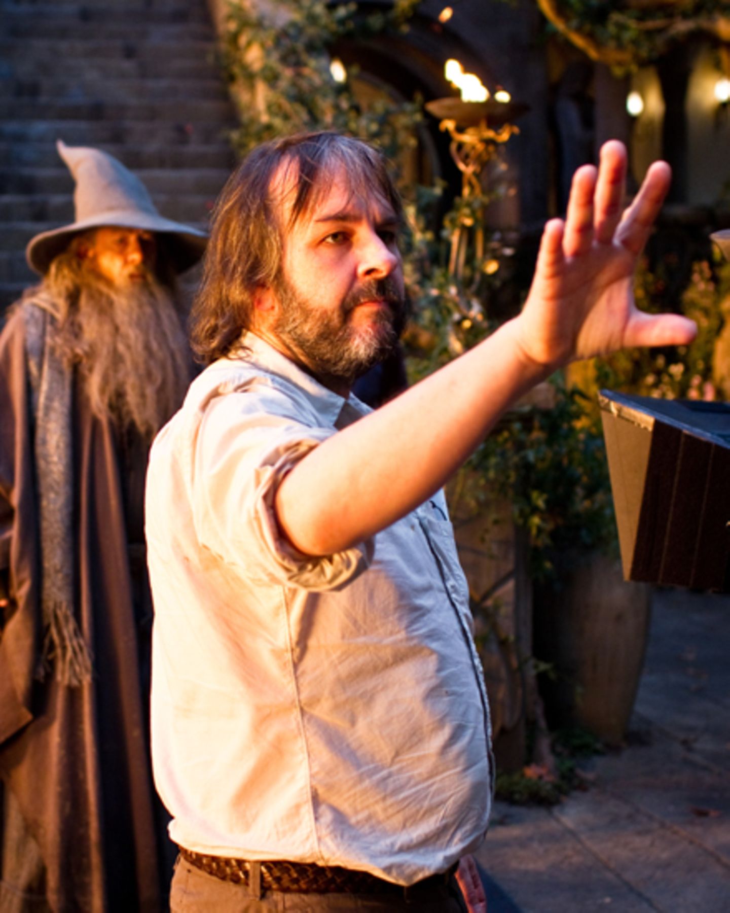 Regisseur Peter Jackson am Filmset des Fantasy-Abenteuers "Der Hobbit: eine unerwartete Reise" Regisseur Peter Jackson am Filmset des Fantasy-Abenteuers "Der Hobbit: eine unerwartete Reise"