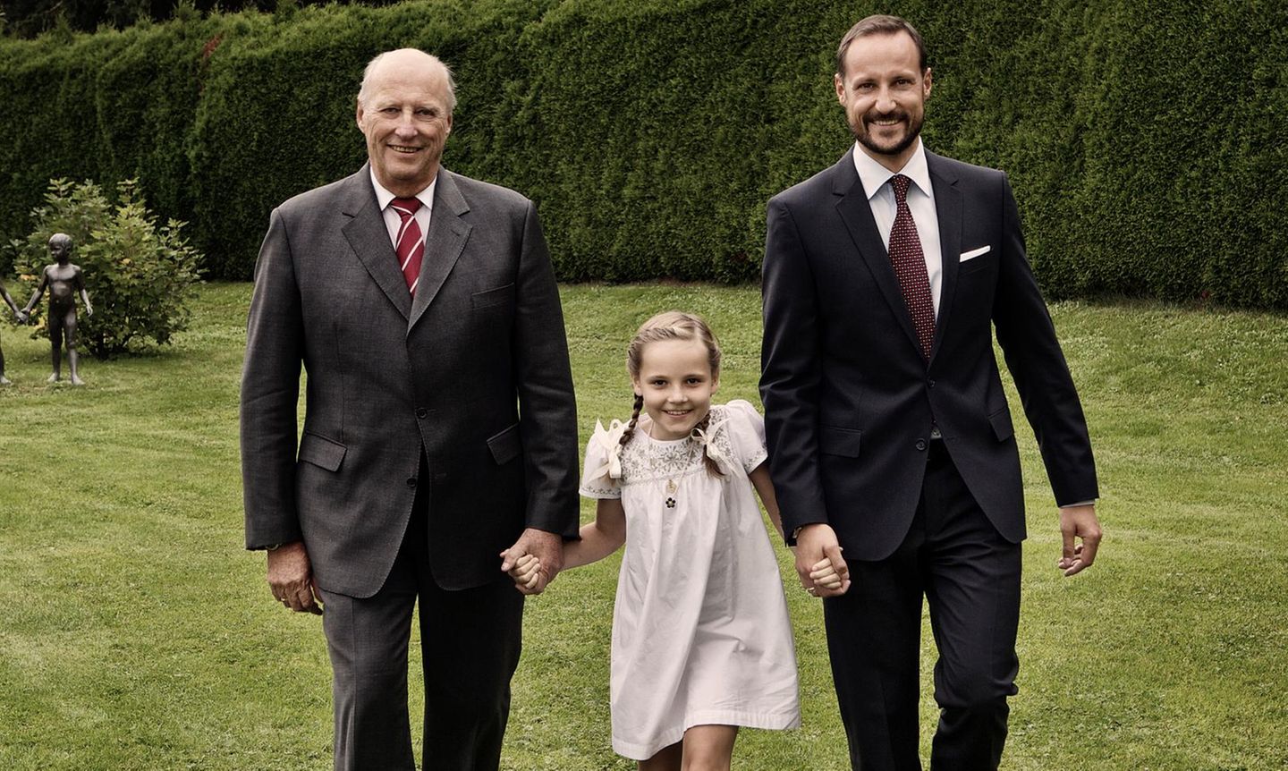 König Harald, Prinzessin Ingrid Alexandra, Kronprinz Haakon