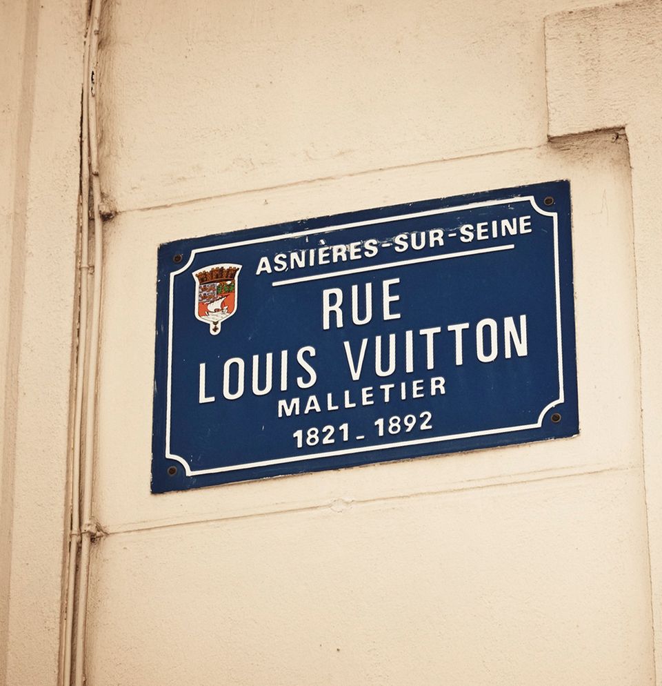 Familie Vuitton: Schon das Straßenschild verrät, wer hier lebt.