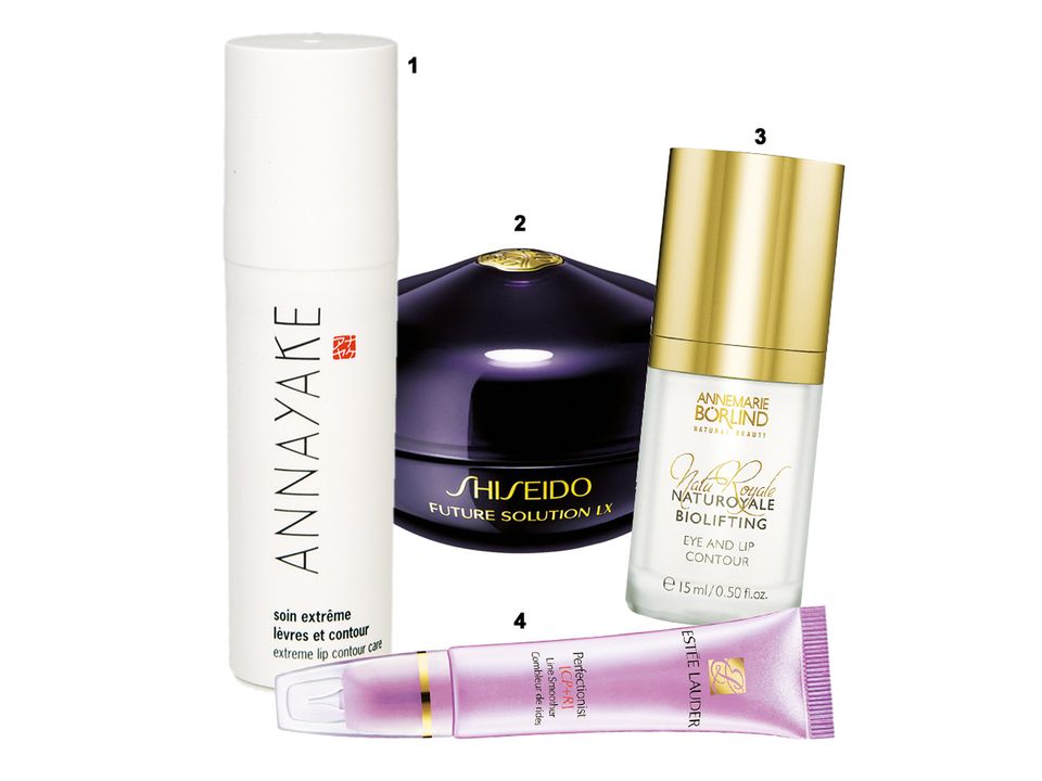 Anti-Aging: 1. Baut Kollagen auf: "Soin Extrême Lèvres et Contour" von Annayake, 15 ml, ca. 75 Euro, exklusiv bei Douglas 2. Gibt Elastizität: "Eye and Lip Contour Regenerating Cream" von Shiseido, 15 ml, ca. 122 Euro 3. Regeneriert: "Naturoyale Biolifting Augen- und Lippenkontur" von Annemarie Börlind, 15 ml, ca. 50 Euro 4. Mit Sofort-Effekt: "Perfectionist Line Smoother" von Estée Lauder, 15 ml, ca. 60 Euro 1. Baut Kollagen auf: "Soin Extrême Lèvres et Contour" von Annayake, 15 ml, ca. 75 Euro, exklusiv bei Douglas 2. Gibt Elastizität: "Eye and Lip Contour Regenerating Cream" von Shiseido, 15 ml, ca. 122 Euro 3. Regeneriert: "Naturoyale Biolifting Augen- und Lippenkontur" von Annemarie Börlind, 15 ml, ca. 50 Euro 4. Mit Sofort-Effekt: "Perfectionist Line Smoother" von Estée Lauder, 15 ml, ca. 60 Euro