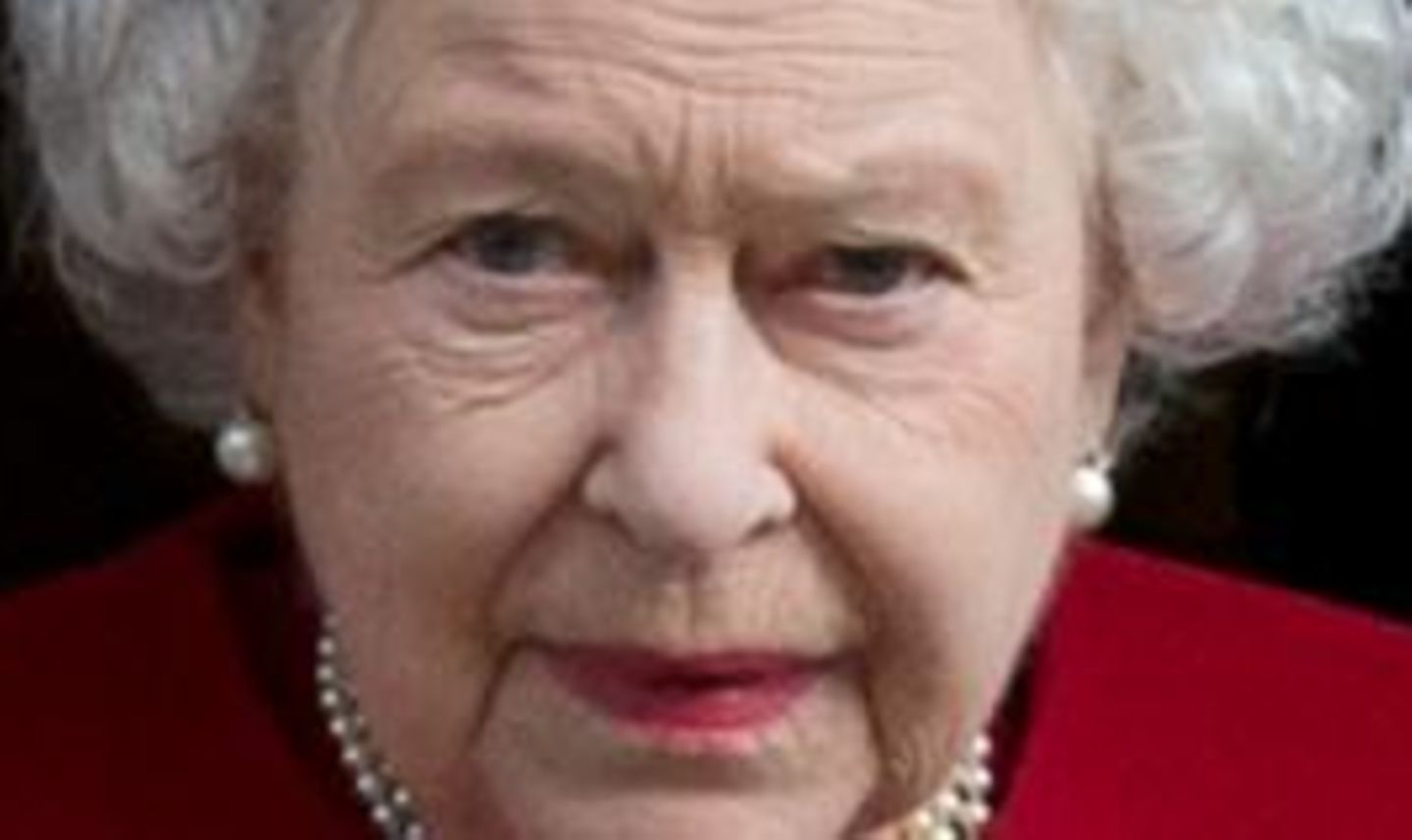 Queen Elizabeth verlässt das Krankenhaus