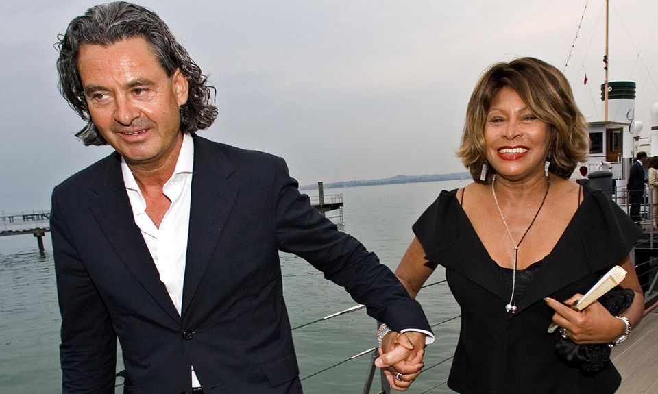 Mit dem Deutschen Erwin Bach ist Tina Turner seit 1986 glücklich. Nun wollen sie heiraten. Mit dem Deutschen Erwin Bach ist Tina Turner seit 1986 glücklich. Nun wollen sie heiraten.