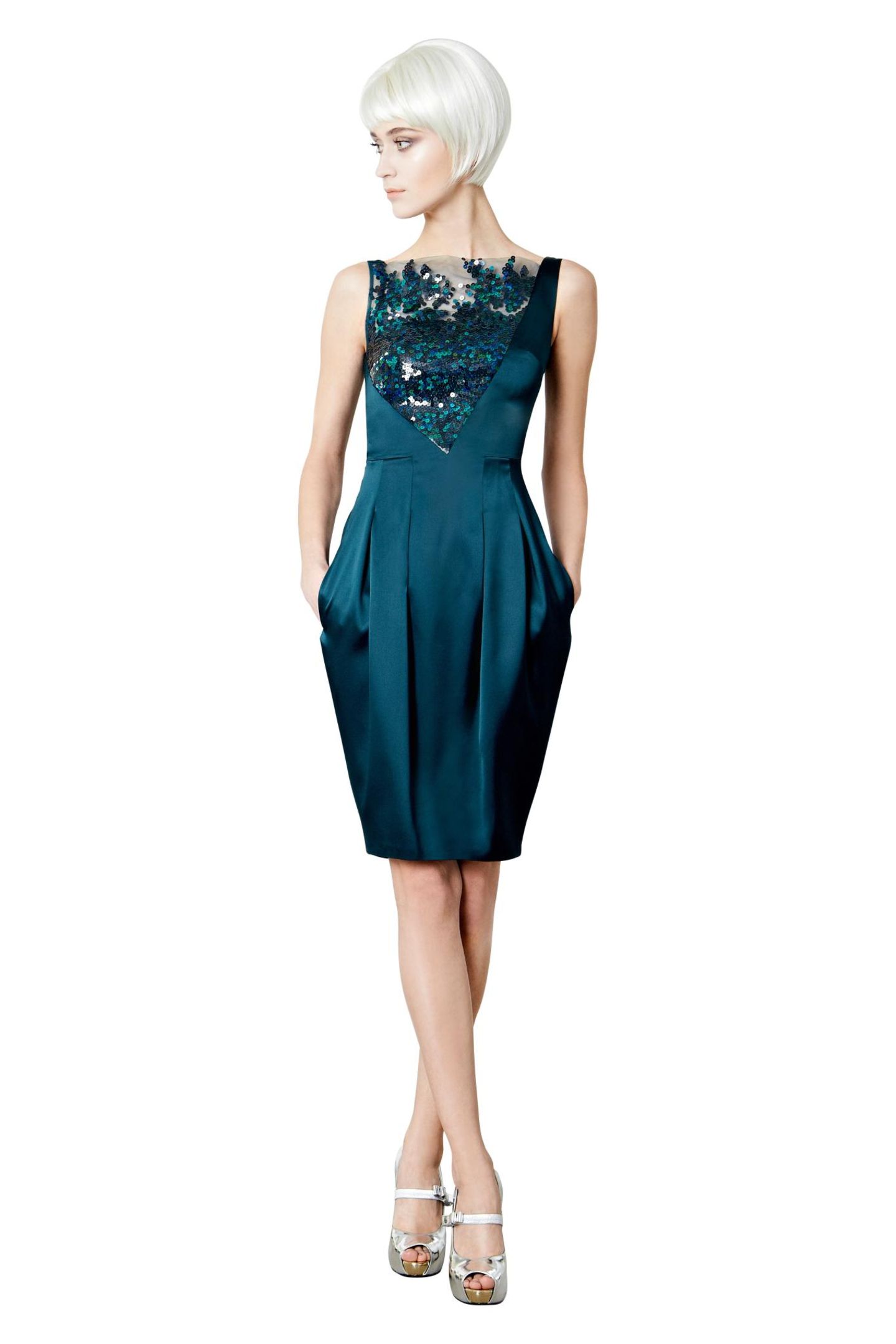 Talbot Runhof: Perfekte Schnitte und exklusive Stoffe dominieren auch die Looks im Herbst. Perfekte Schnitte und exklusive Stoffe dominieren auch die Looks im Herbst.