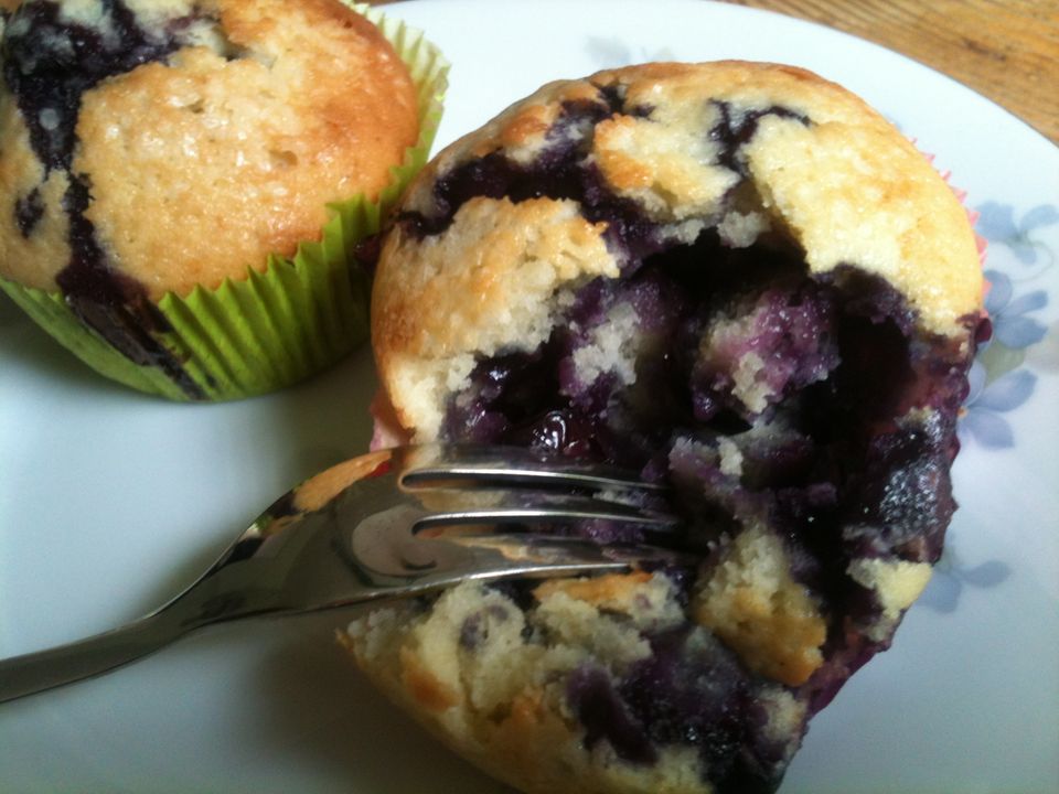 Kochen wie die Stars: Vielleicht nicht die "besten der Welt", aber auf jeden Fall höllisch lecker: Gwyneths Blaubeer-Muffins haben meine Gäste und auch mich überzeugt. Vielleicht nicht die "besten der Welt", aber auf jeden Fall richtig gut: Die saftigen Blaubeer-Muffins von Gwyneth haben meine Gäste überzeugt.