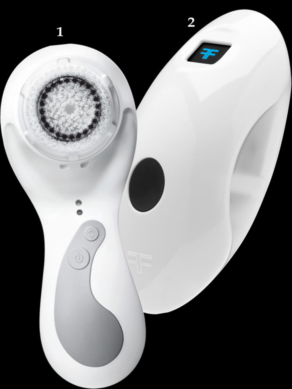 Vibrationen: 1. Reinigungsmassage von "Clarisonic Plus", über Douglas, ca. 225 Euro; 2. Lichtenergie: im Set mit "LED-Booster"-Serum von Filorga, ca. 260 Euro, z. B. über www.parfumdreams.de 1. Reinigungsmassage von "Clarisonic Plus", über Douglas, ca. 225 Euro; 2. Lichtenergie: im Set mit "LED-Booster"-Serum von Filorga, ca. 260 Euro, z. B. über www.parfumdreams.de
