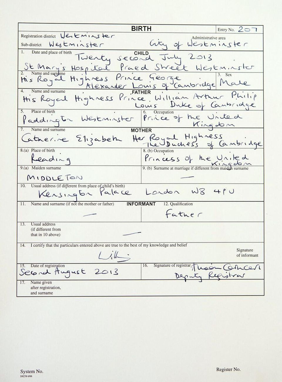 Prinz William: 2. August 2013: Prinz William hat am Morgen die Geburt seines Söhnchens George im Westminster Register Office beurkunden lassen. 2. August 2013: Prinz William hat am Morgen die Geburt seines Söhnchens George im Westminster Register Office beurkunden lassen.