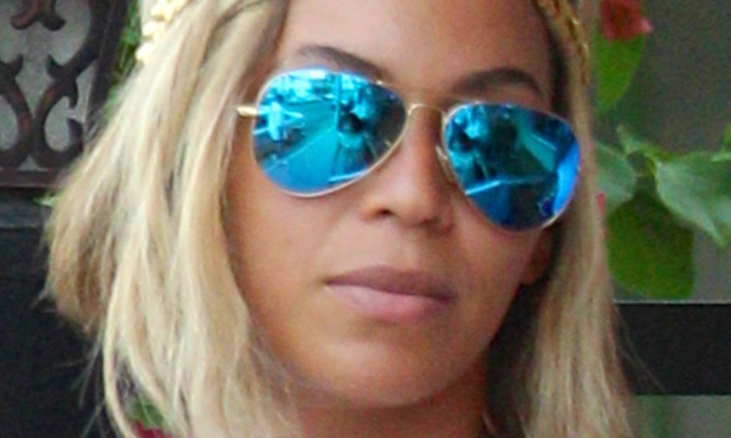 Beyoncé mit Extensions