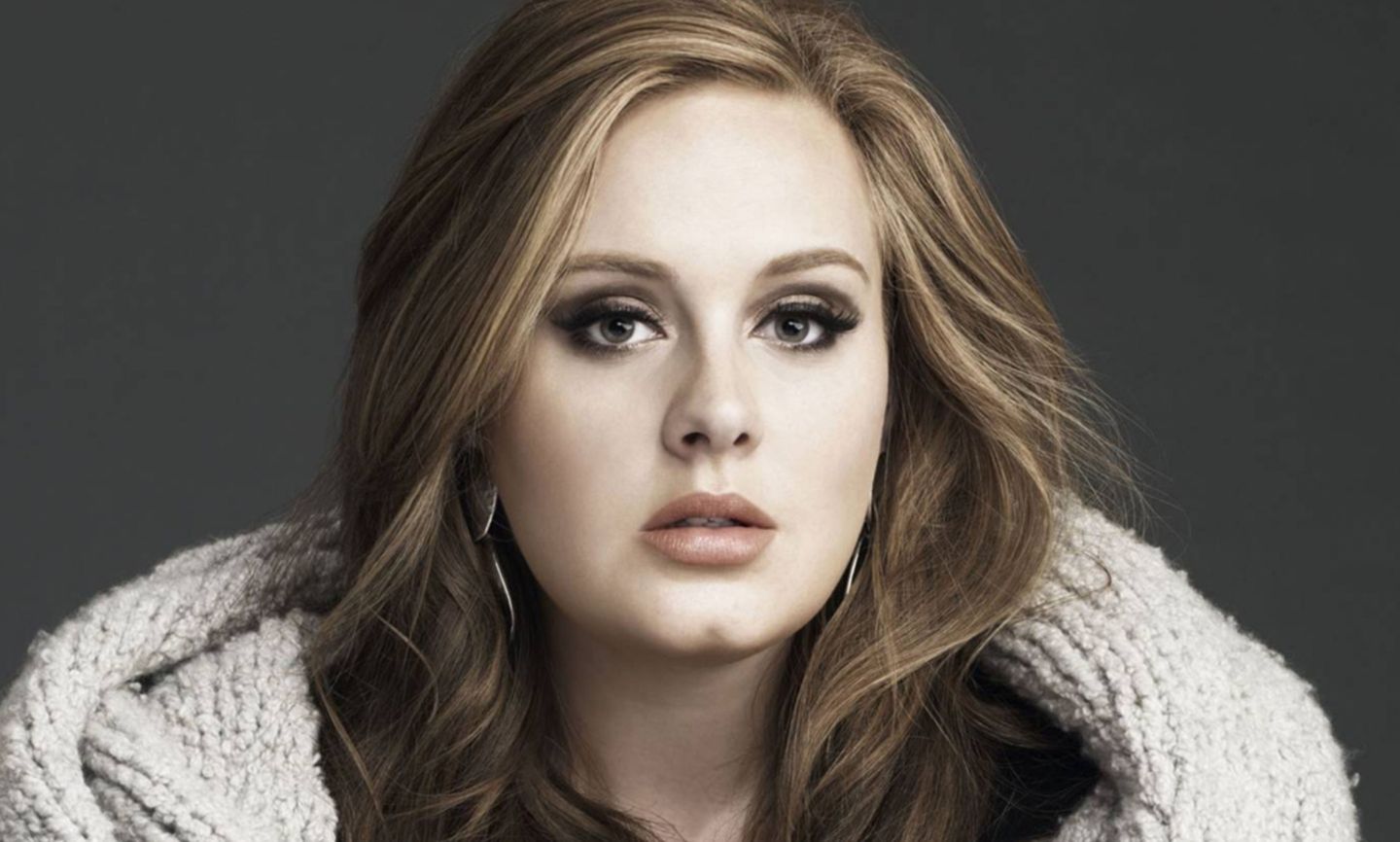 Kuschelalarm: Popstar Adele im Stricknirvana