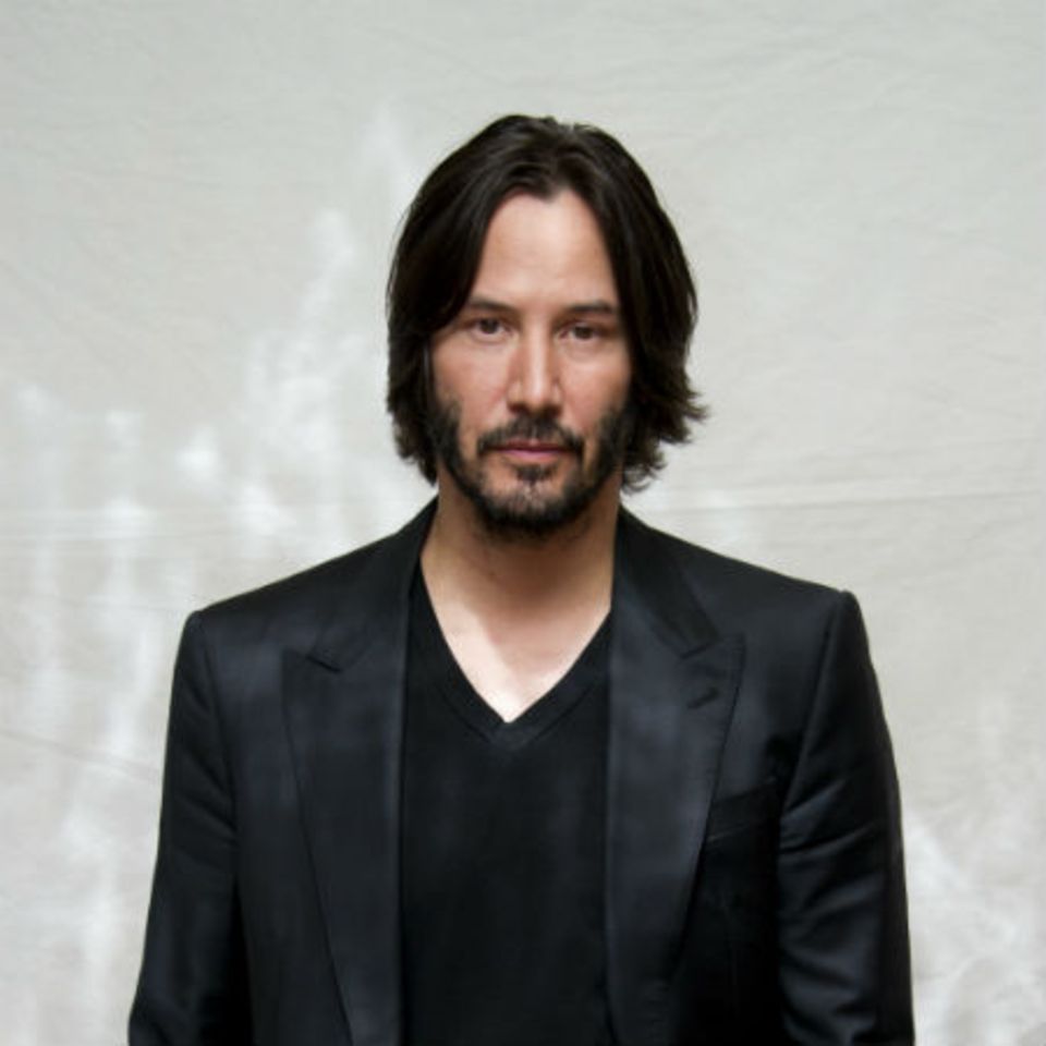 Keanu Reeves - Starporträt, News, Bilder | GALA.de