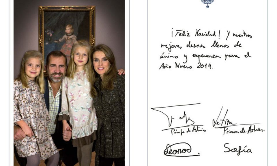 Hintergrund: Prinzessin Sofia, Prinz Felipe, Prinzessin Leonor und Prinzessin Letizia haben für ihre Weihnachtskarte ein Bild gewählt, das im "Museo del Prado" entstanden ist. Prinzessin Sofia, Prinz Felipe, Prinzessin Leonor und Prinzessin Letizia haben für ihre Weihnachtskarte ein Bild gewählt, das im "Museo del Prado" entstanden ist.