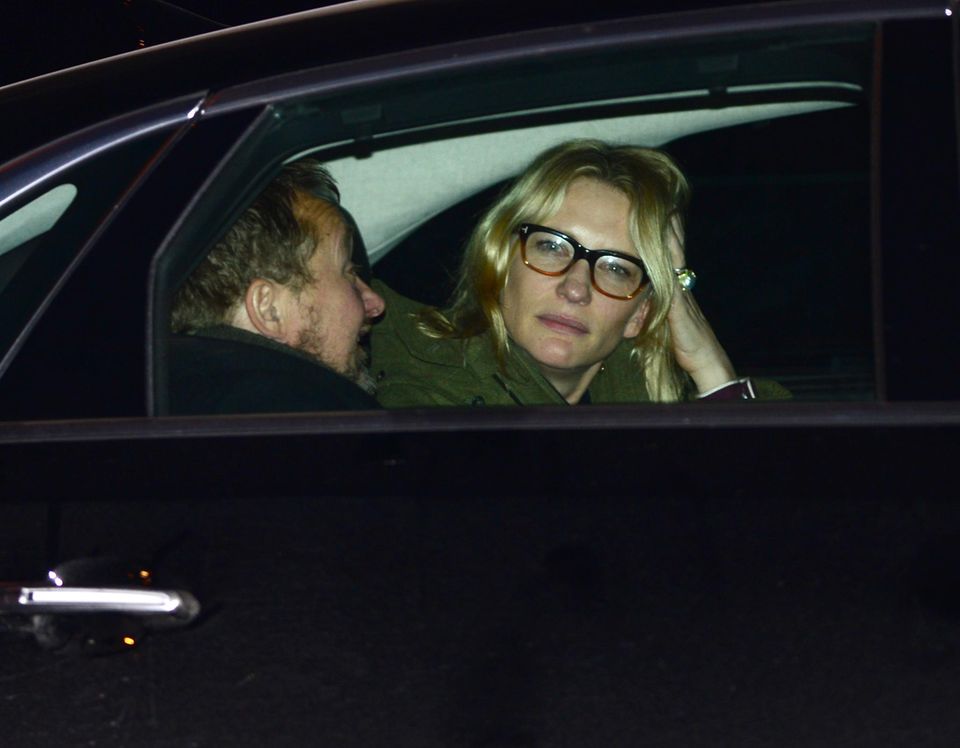 Philip Seymour Hoffman: Cate Blanchett wirkt nach der Trauerfeier sehr traurig und nachdenklich zugleich. Cate Blanchett wirkt nach der Trauerfeier sehr traurig und nachdenklich zugleich.