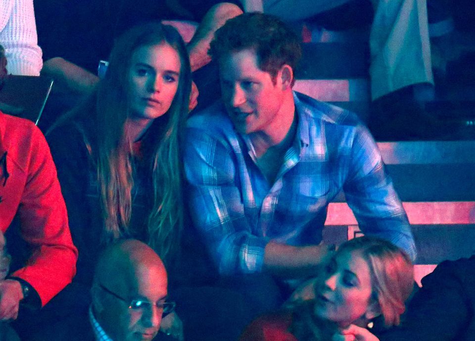 Cressida Bonas: Cressida Bonas und Prinz Harry waren zwei Jahre lang ein Paar. Cressida Bonas und Prinz Harry Debüt als Paar im Wembley-Stadion.