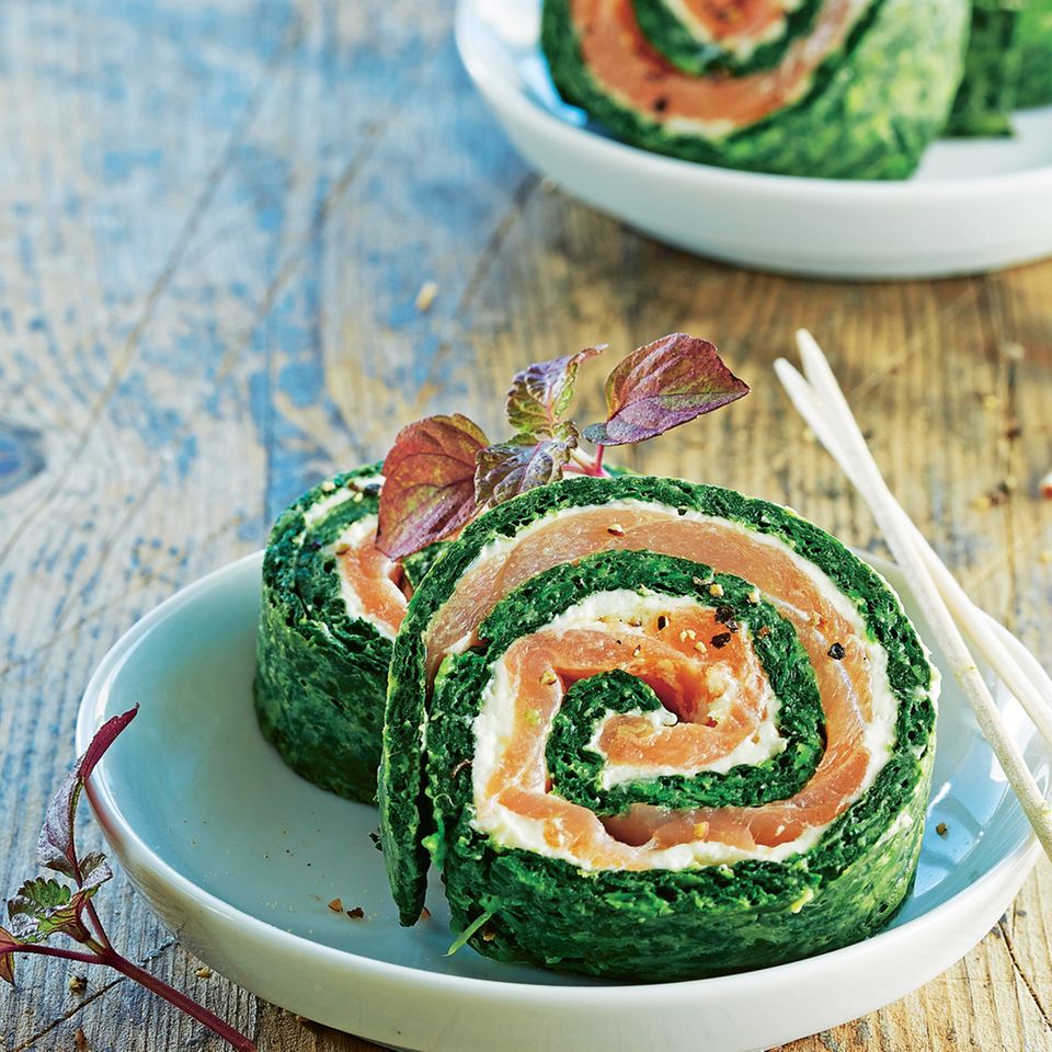Spinatroulade mit Lachs und Frischkäse