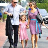 26. Oktober 2013: Francois-Henri Pinault und Salma Hayek sind mit Tochter Valentina in West Hollywood auf dem Weg zu Fred Segal.