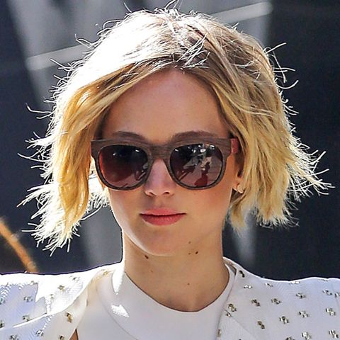 Der fransig geschnittene Bob passt gut zu Jennifer Lawrence.