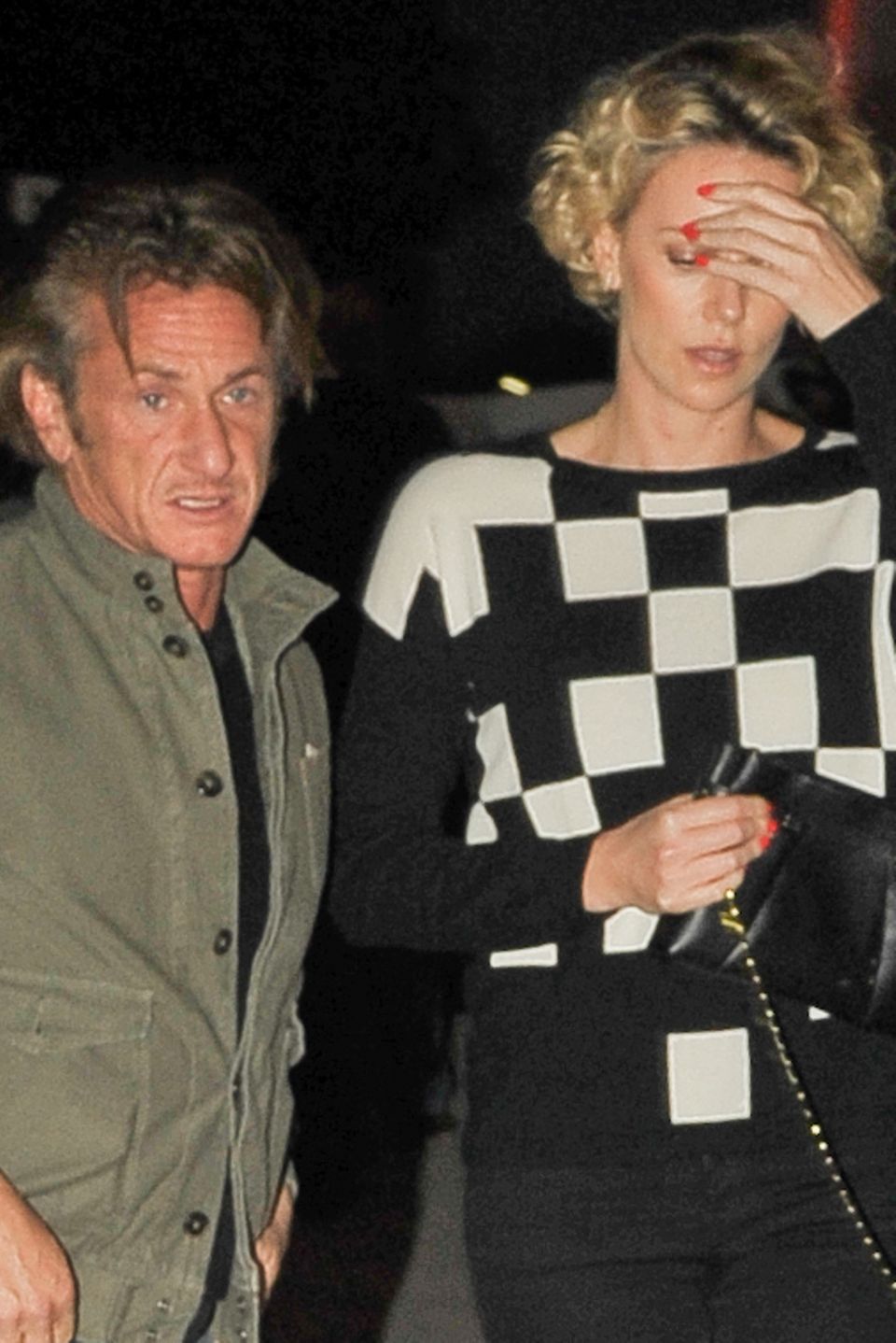 Sean Penn und Charlize Theron sind zusammen unterwegs in Los Angeles.
