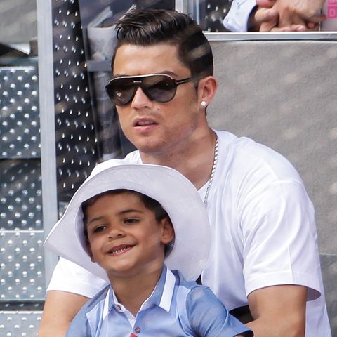 Cristiano Ronaldo mit seinem Sohn Cristiano Ronaldo Jr.