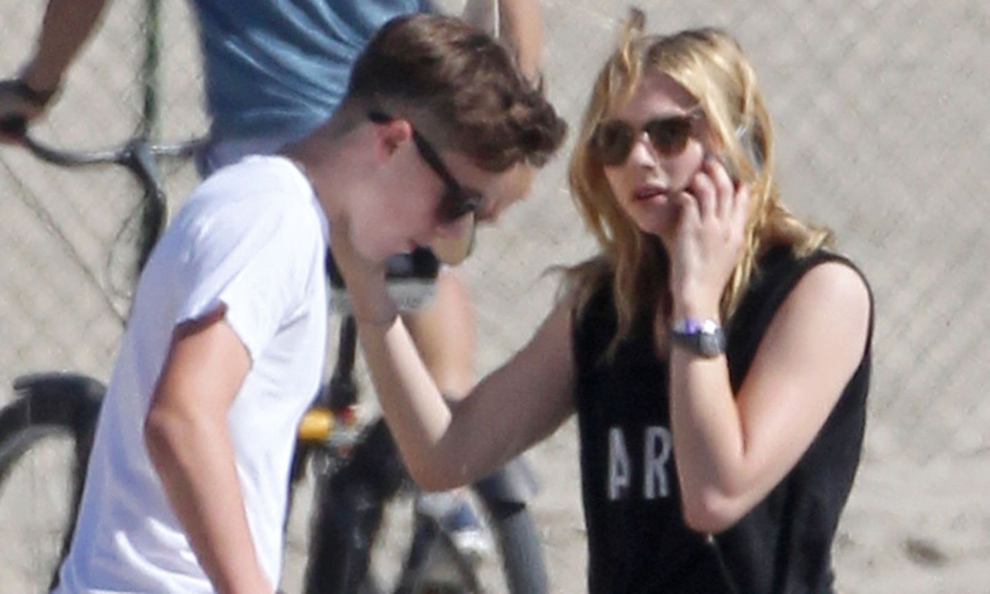 Brooklyn Beckham Sehr Vertraut Mit Chloe Grace Moretz Gala De