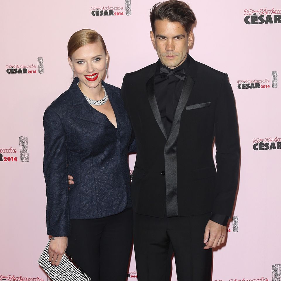 Scarlett Johansson + Romain Dauriac