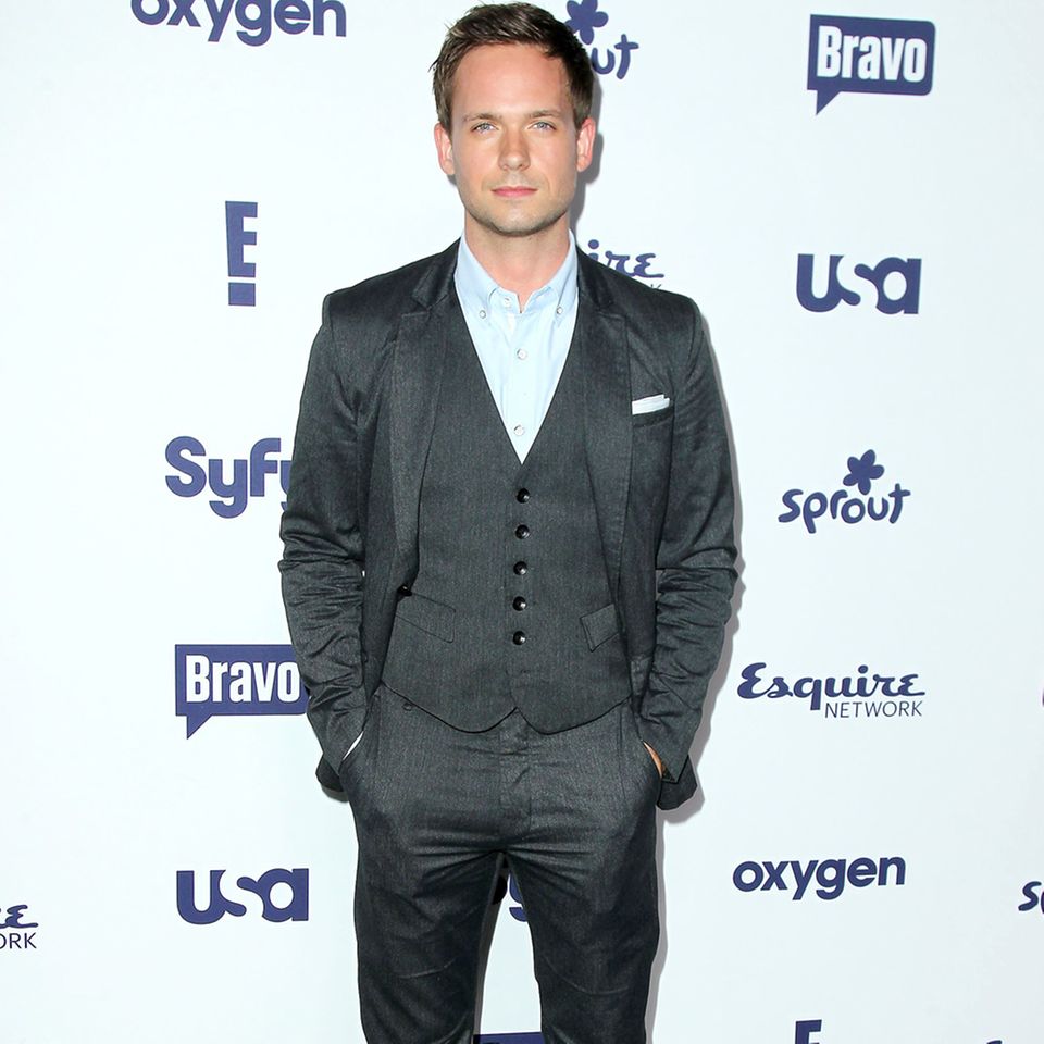 Patrick J Adams Starportrat News Bilder Gala De