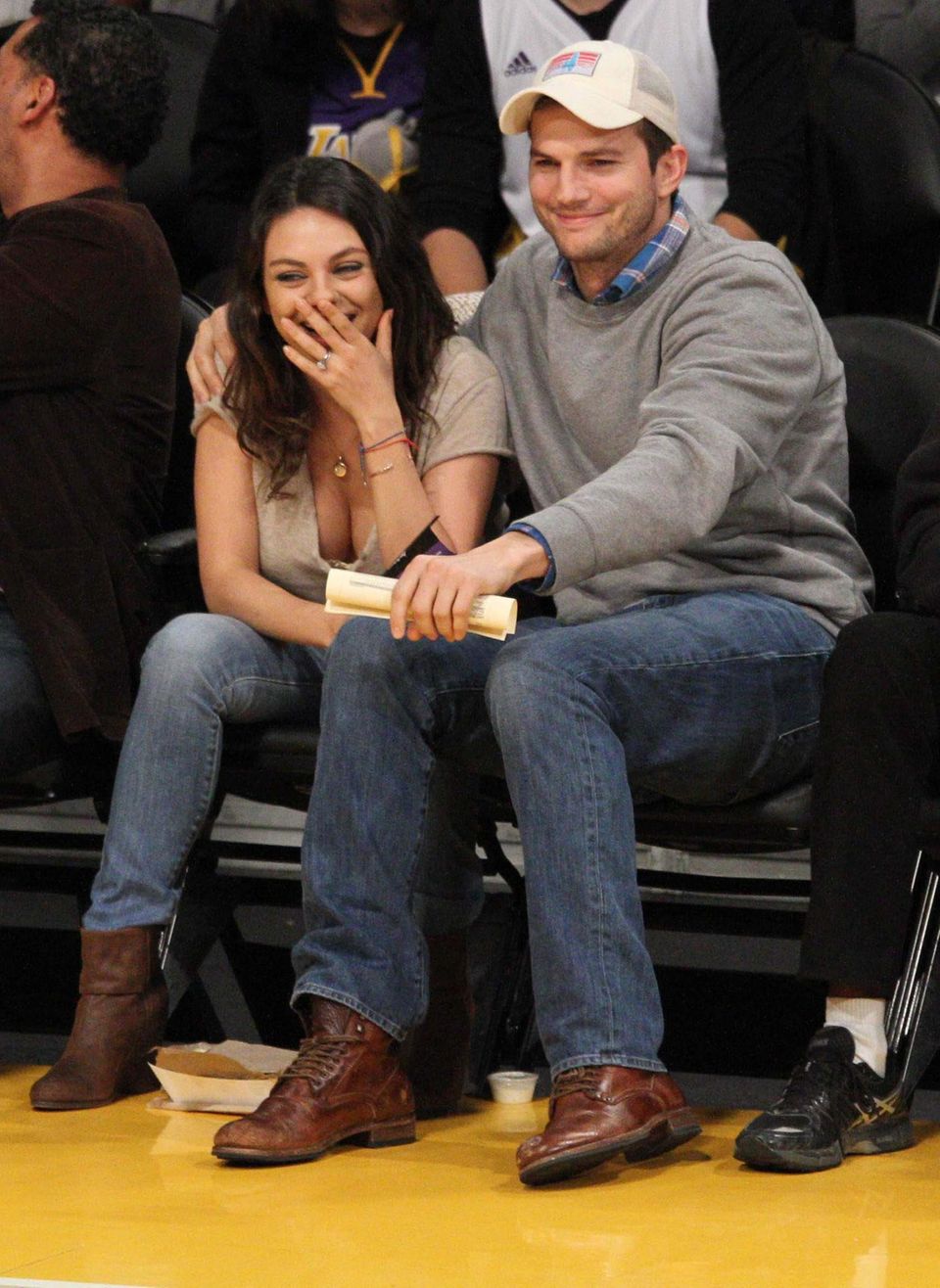 Ashton Kutcher Mila Kunis verlobt