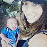 Jessica Biel mit Baby Silas