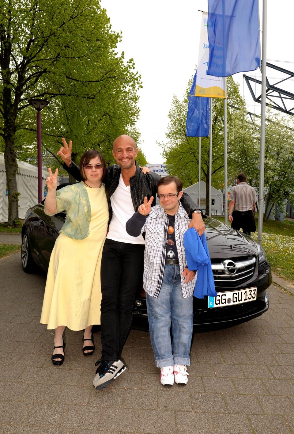 Peyman Amin: Peyman ist mit seinem Opel extra von München angereist und hatte Omid "im Gepäck" Peyman ist mit seinem Opel extra von München angereist und hatte Omid "im Gepäck"
