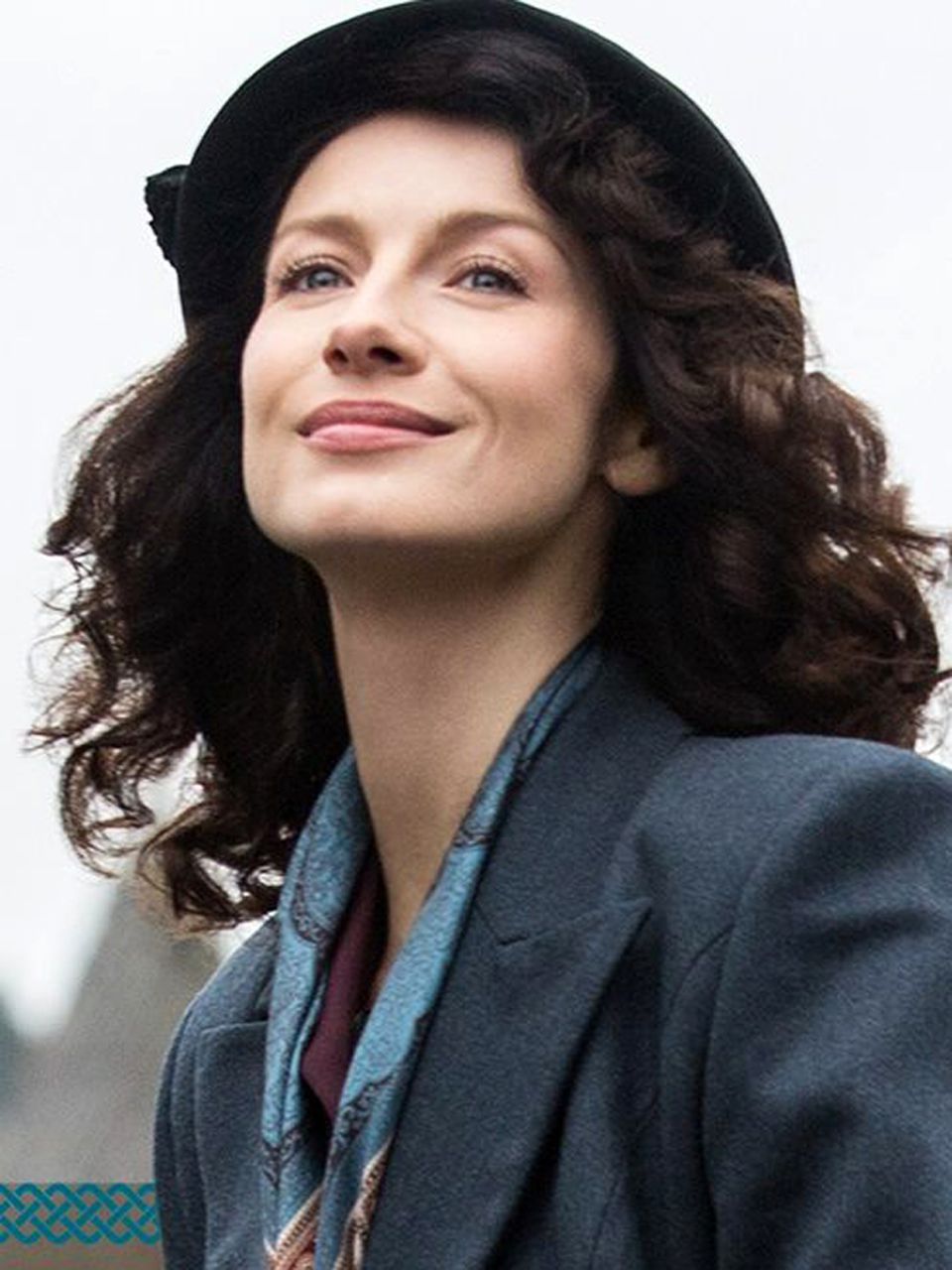 Caitriona Balfe reist als "Claire Randall/Fraser" in der TV-Serie "Outlander" durch die Zeit. Im Jahr 1945 wird sie ins Schottland des Jahres 1743 versetzt - und findet dort eine neue Liebe.