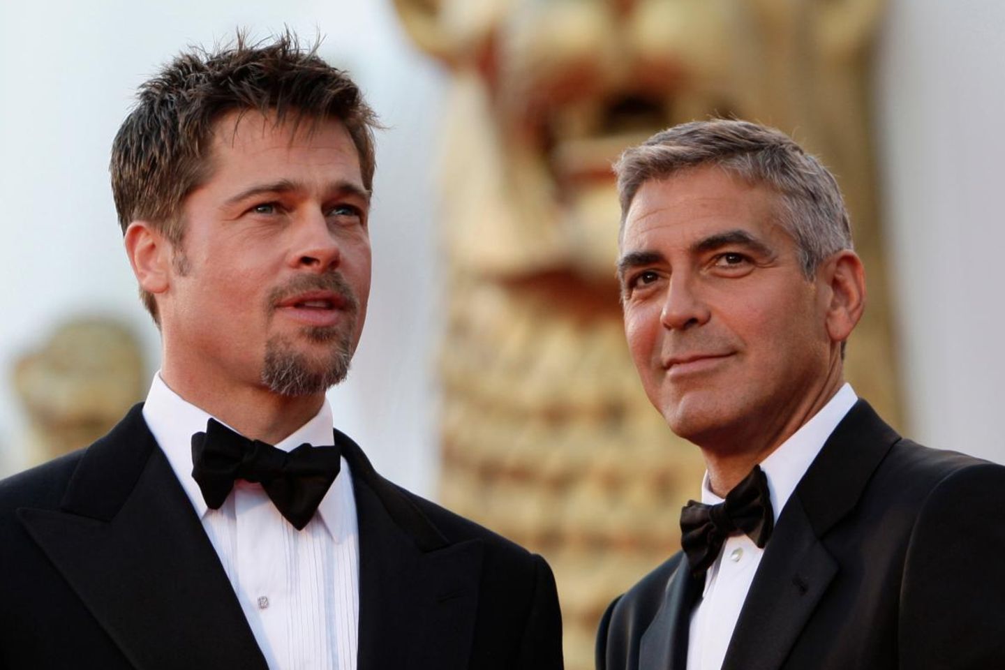 George Clooney Brad Pitt Mega Streit Um Filmrechte Gala De