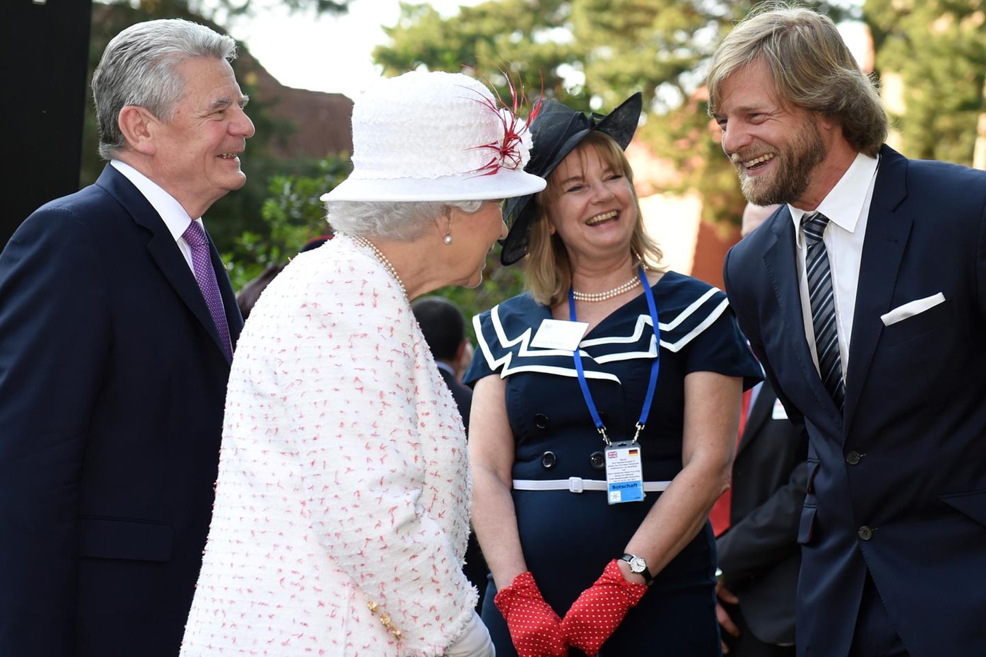 Henning Baum Henning Baum amüsiert die Queen GALA.de