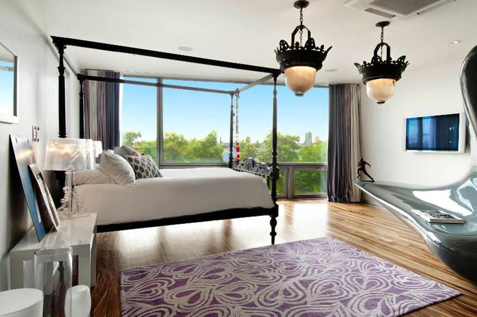 Heidi Klum: Was für ein Master-Schlafzimmer! Dort könnten Heidi und Vito romantische Nächte verbringen. Das Hauptschlafzimmer: Hier könnten Heidi Klum und Vito Schnabel romantische Nächte verbringen.