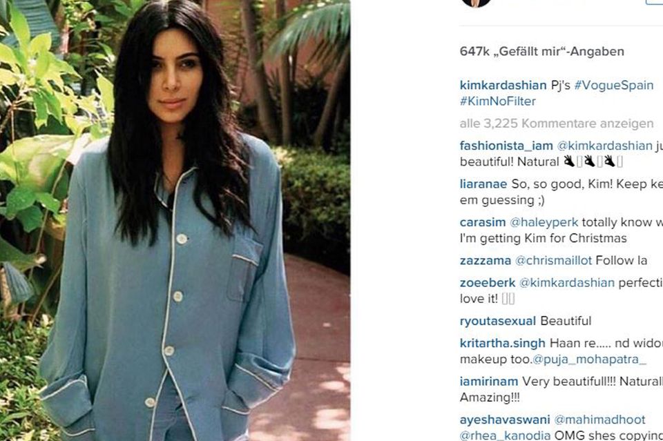 So hat man Kim Kardashian noch selten gesehen: "Undone" im Pyjama. So ungeschminkt und mit leicht zerzausten Haaren macht die Perfektionistin einen ganz anderen Eindruck #nomakeup #nofilter.