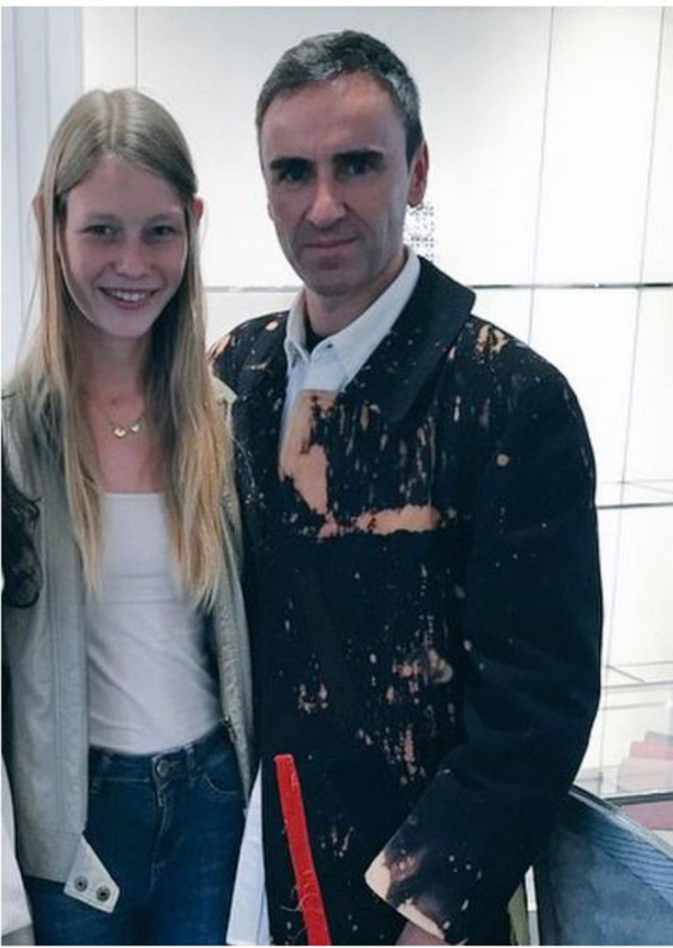 Sofia Mechetner: Ein Shooting-Star und sein Entdecker: Sofia Mechetner verdankt Dior-Chefdesigner Raf Simons den fulminanten Start ihrer Karriere. Ein Shooting-Star und sein Entdecker: Sofia Mechetner verdankt Dior-Chefdesigner Raf Simons den fulminanten Start ihrer Karriere.