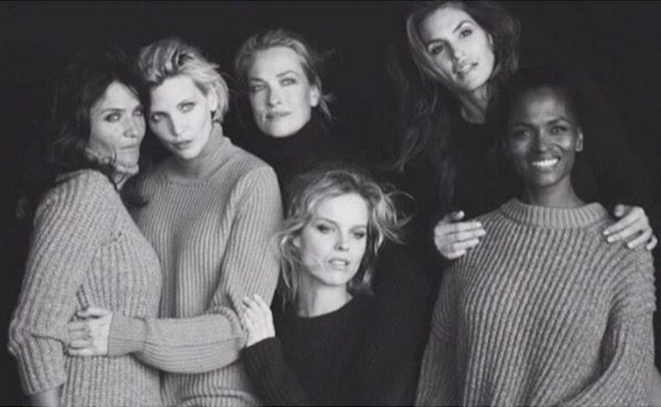 Legendäres Vogue Cover: Den Schnappschuss vom "Reunion" Shooting postete Peter Lindbergh auf seinem Instagram Karen Alexander, Nadja Auermann, Helena Christensen, Eva Herzigova, Tatjana Patitz, Cindy Crawford