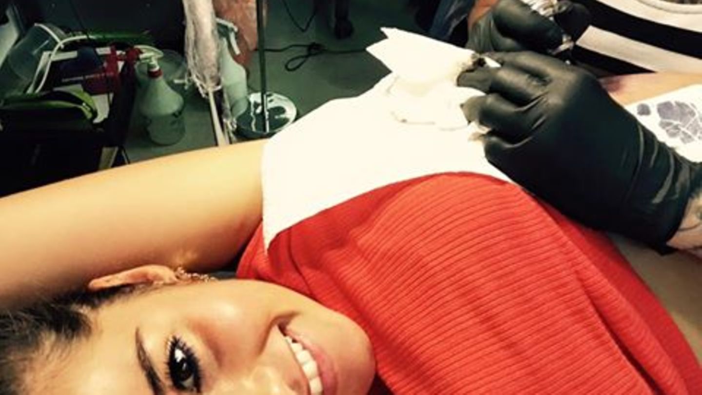 Sarah Lombardi hat ein Tattoo Süßer LiebesBeweis für Alessio GALA.de