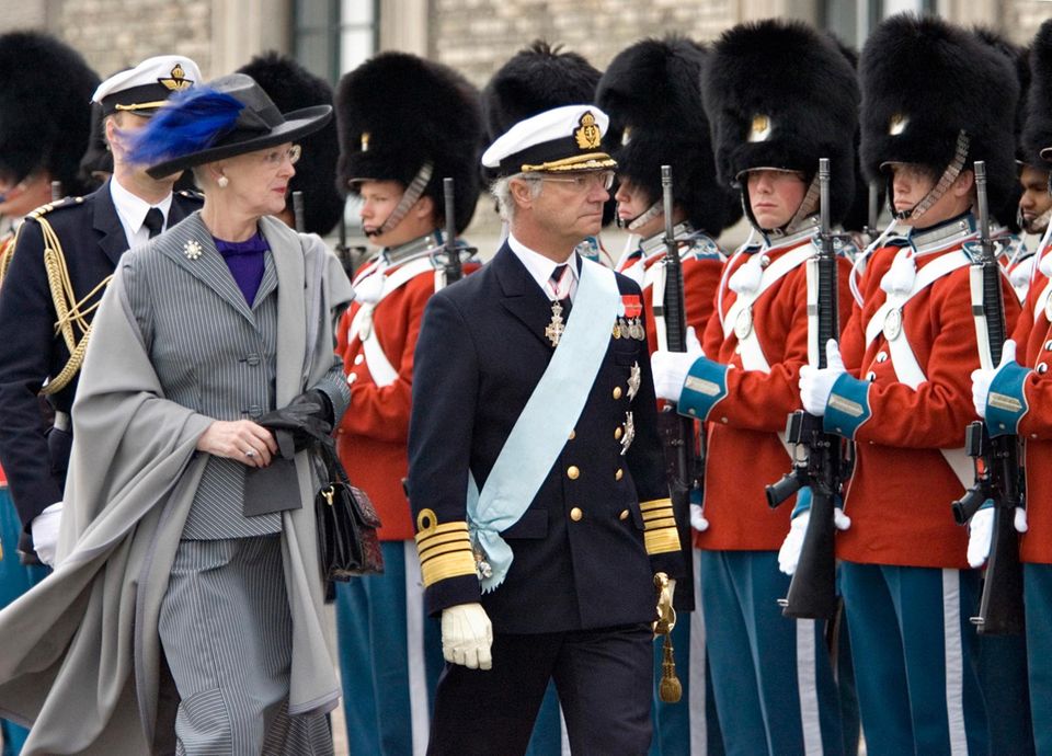 Königin Margrethe und König Carl Gustaf sind beide über 40 Jahre im Amt.