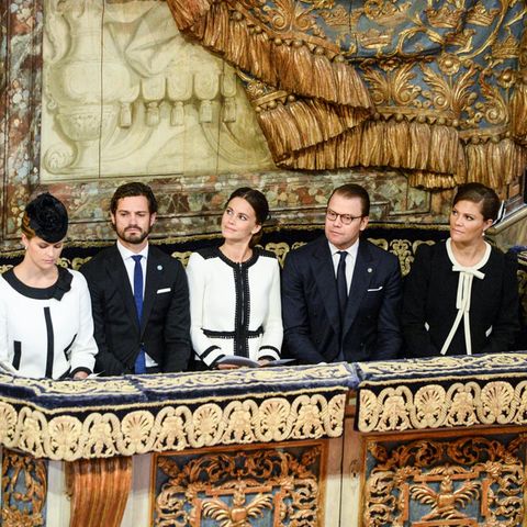 Prinzessin Madeleine, Prinz Carl Philip, Prinzessin Sofia, Prinz Daniel und Kronprinzessin Victoria besuchen den Gottesdienst in der Stockholmer Storkyrkan anlässlich der Parlamentseröffnung.