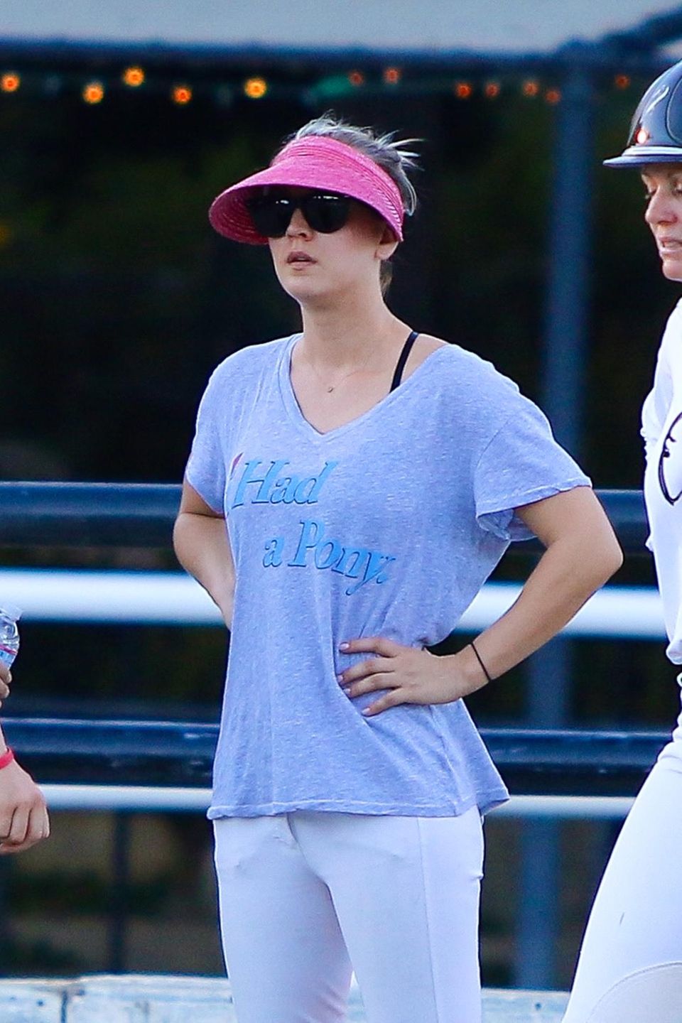Kaley Cuoco nach Trennung: Ihren Ring legte die 29-Jährige bereits ab - Hoffnung auf eine Versöhnung scheint sie nicht zu haben Kaley Cuoco