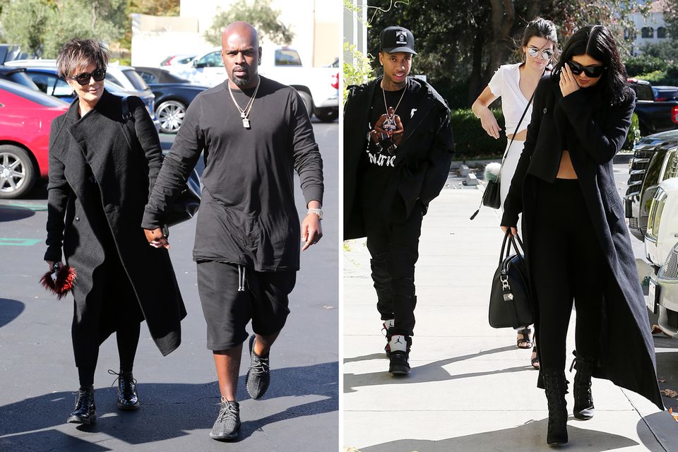 Kris Jenner kommt an der Hand ihres Freundes Corey Gamble zur Party. Kylie und Kendall Jenner haben Tyga im Schlepptau. Kris Jenner kommt an der Hand ihres Freundes Corey Gamble zur Party. Kylie und Kendall Jenner haben Tyga im Schlepptau.
