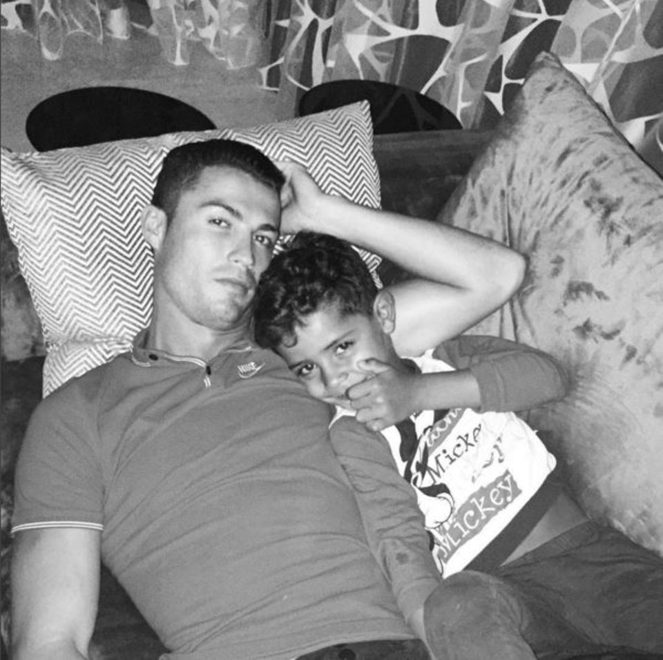 Cristiano Ronaldo mit seinem Sohn