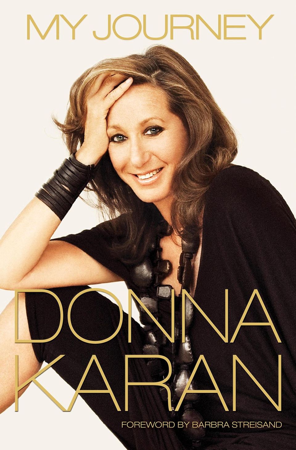 Donna Karan: In ihrer "My Journey" lässt Karan ihr Leben Revue passieren. Anders als viele Celebritys verschweigt sie die dunklen Momente nicht (auf Englisch, Ballantine Books, 384 S., 19,95 Euro). In ihrer "My Journey" lässt Karan ihr Leben Revue passieren. Anders als viele Celebritys verschweigt sie die dunklen Momente nicht (auf Englisch, Ballantine Books, 384 S., 19,95 Euro).