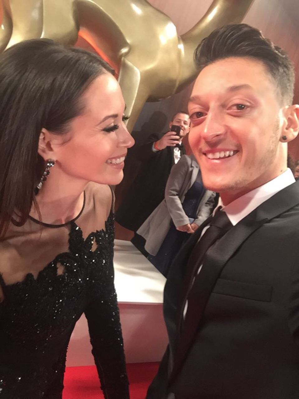 Mandy Capristo und Mesut Özil