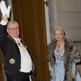 Zum vermutlich letzten Mal ist Prinz Henrik beim Neujahrsempfang im "Christian VII. Palais" in Kopenhagen dabei und an der Seite seiner Frau. Danach beginnt sein Leben im Ruhestand.