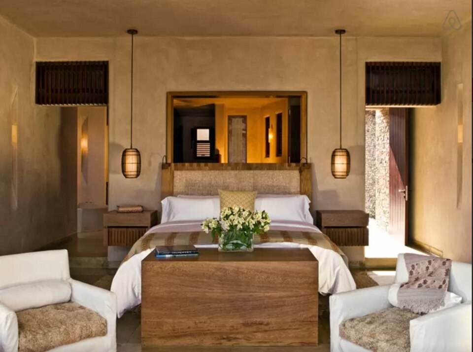 Gwyneth Paltrow: In der Master Suite nächtigten wohl der Hollywoodstar und ihr neuer Freund Brad Falchuk In der Master Suite nächtigten wohl der Hollywoodstar und ihr neuer Freund Brad Falchuk