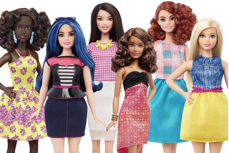 Barbie Die Kultpuppe wird kurvig GALA.de