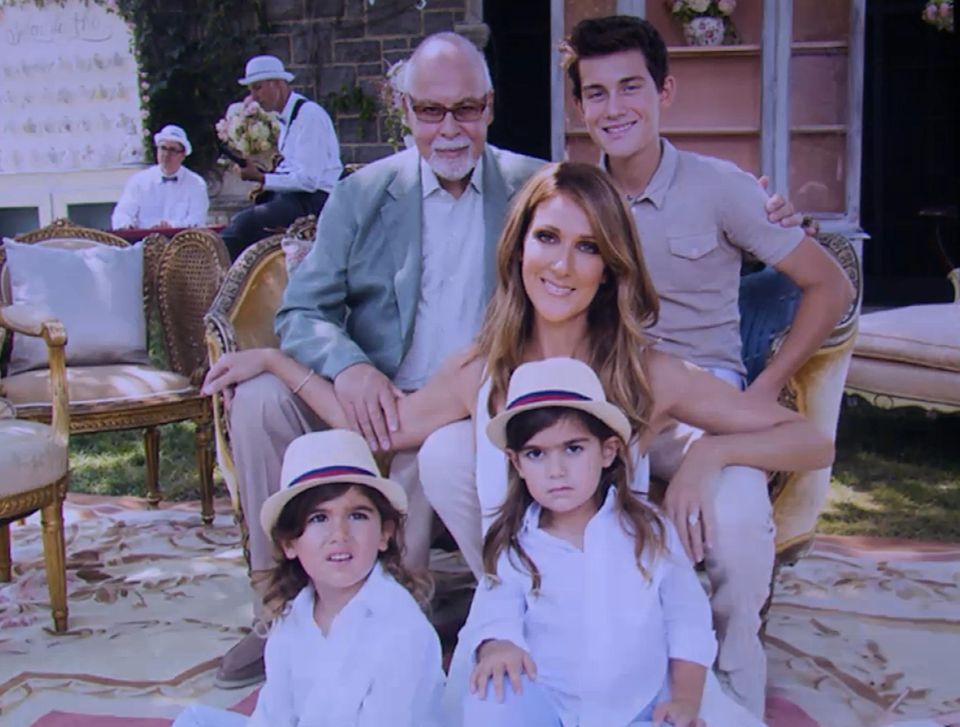 Glückliche Familie: Céline Dion und René Angélil mit ihrem ältesten Sohn René-Charles und den Zwillingen Eddy und Nelson.