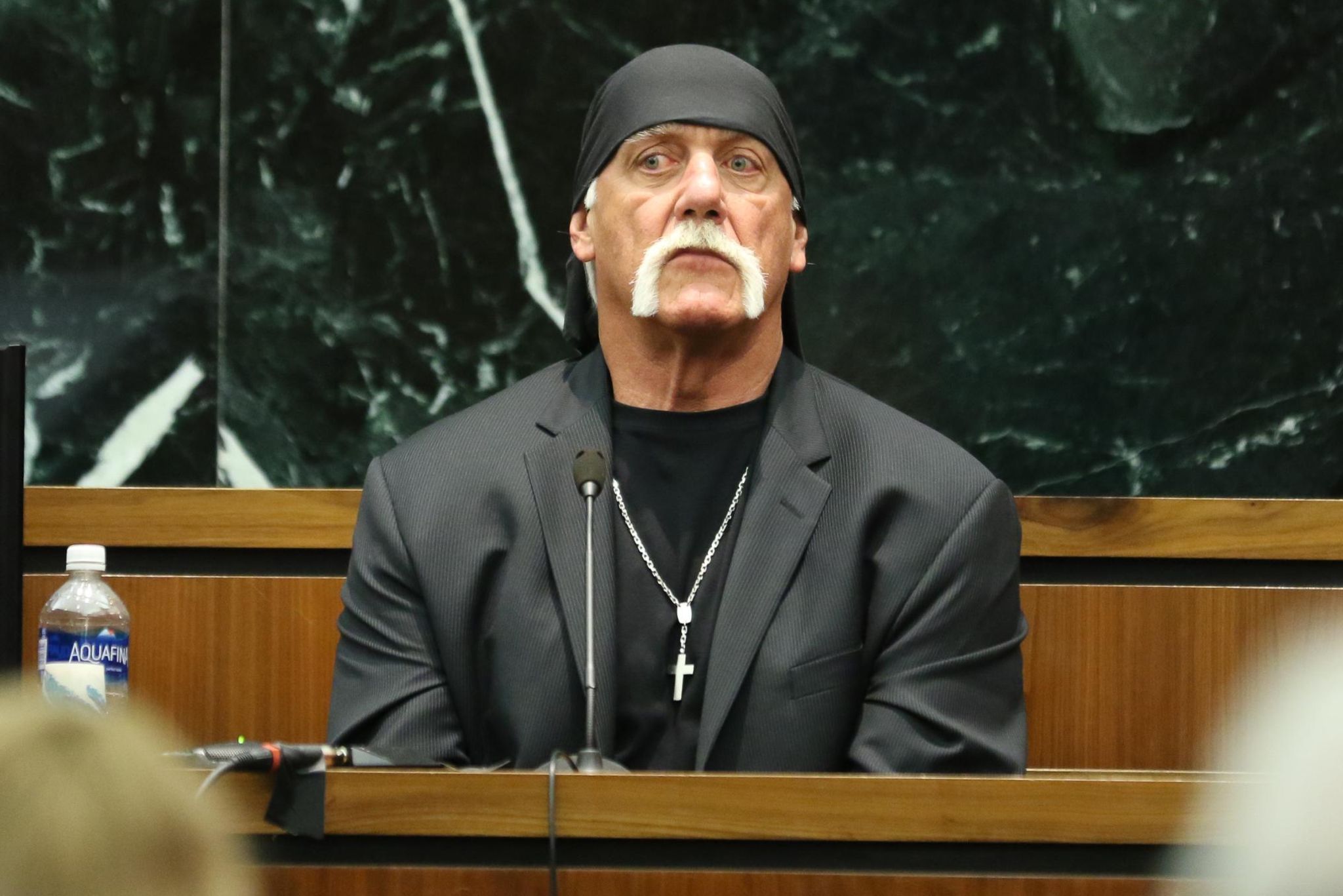 Hulk Hogans Frau nackt