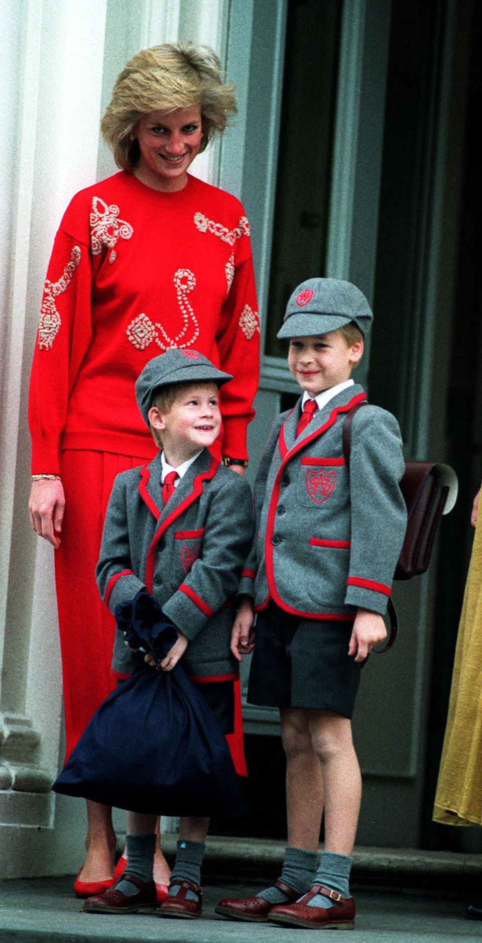Diana mit ihren Söhnen William und Harry Diana mit ihren Söhnen William und Harry