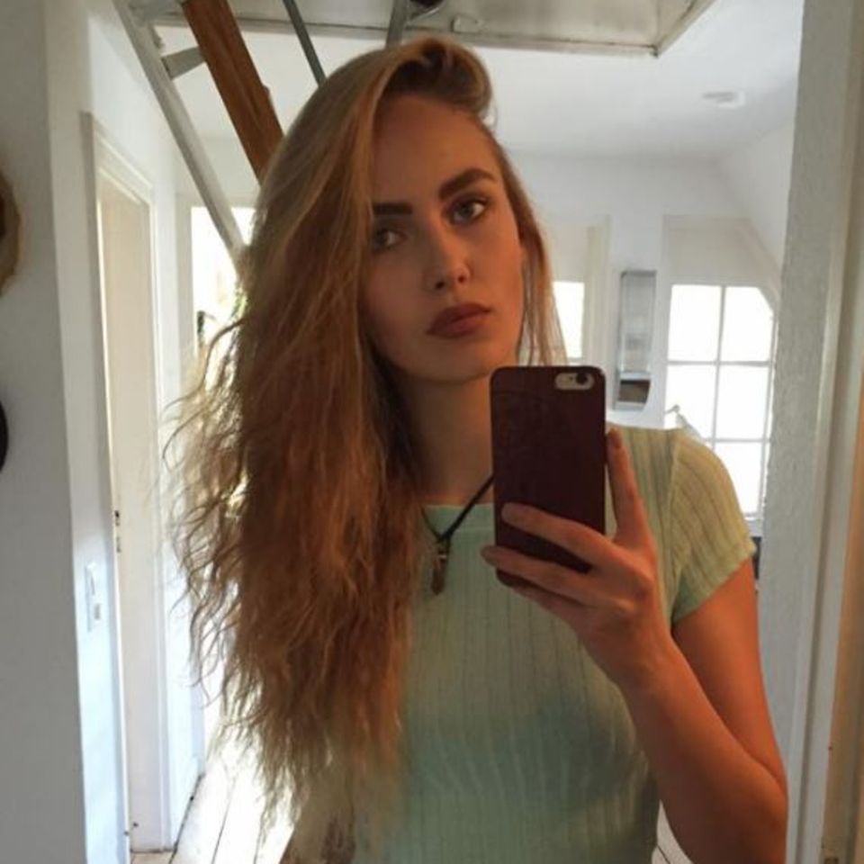 elena carrière